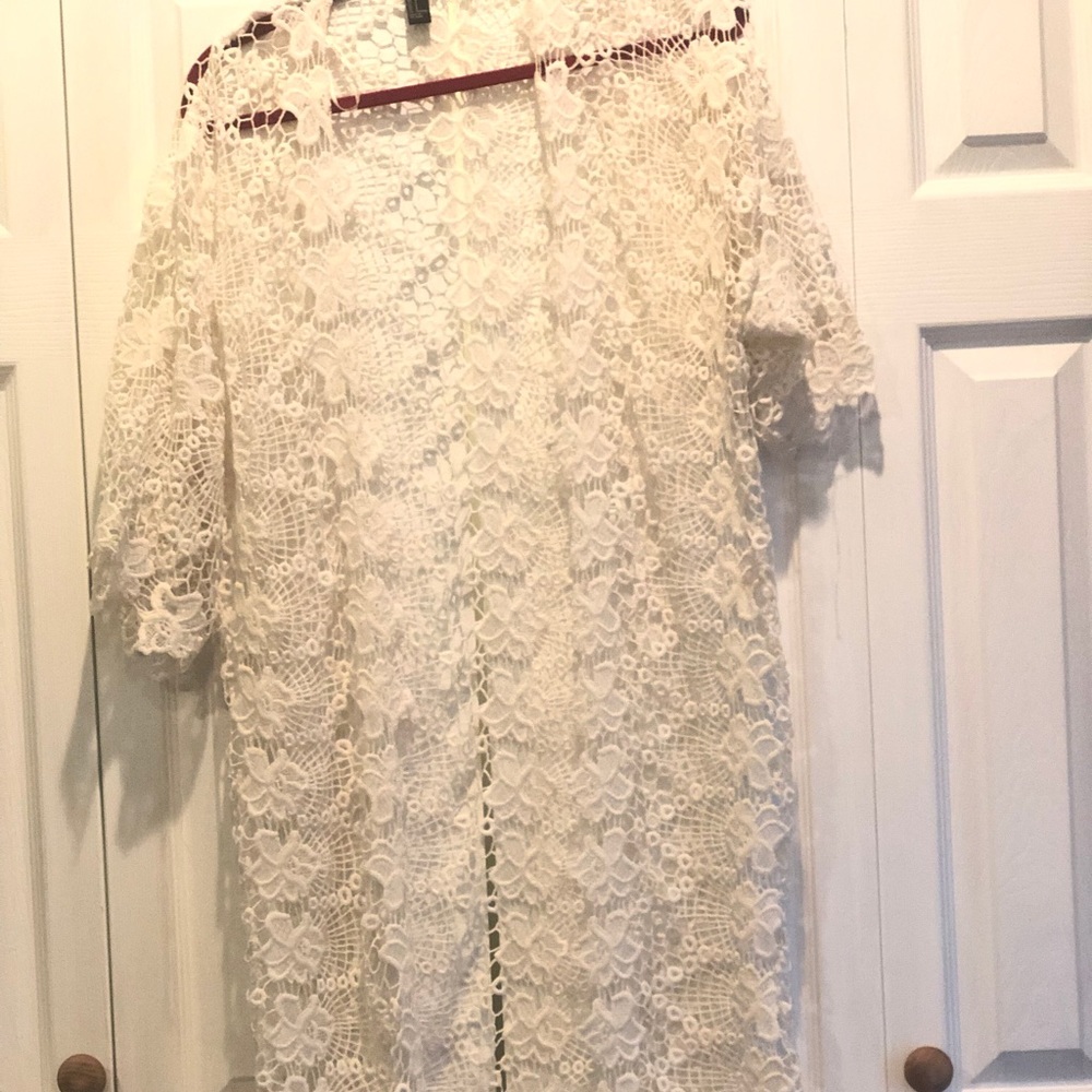 Good quality lace Duster